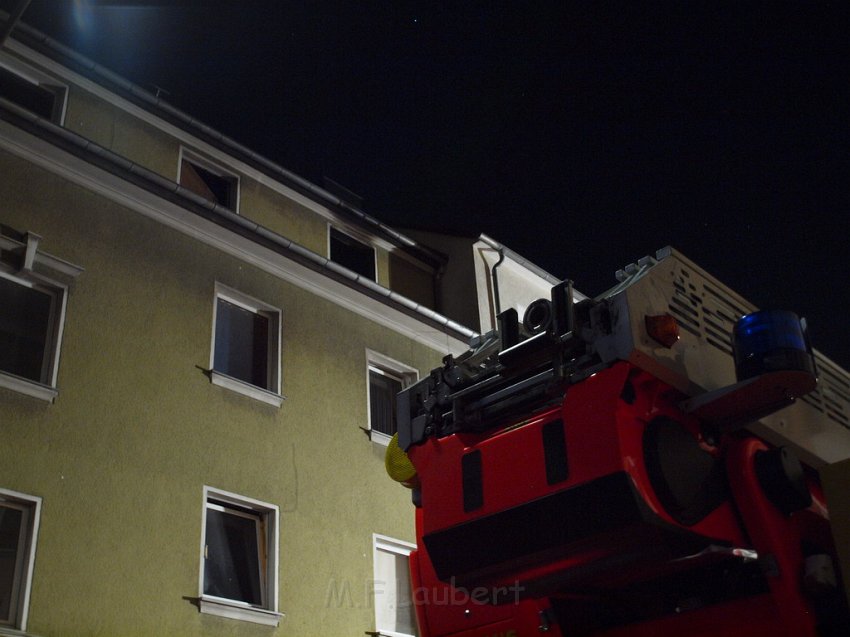 Feuer 2Y Dachwohnung Koeln Buchheim Herlerstr P136.JPG